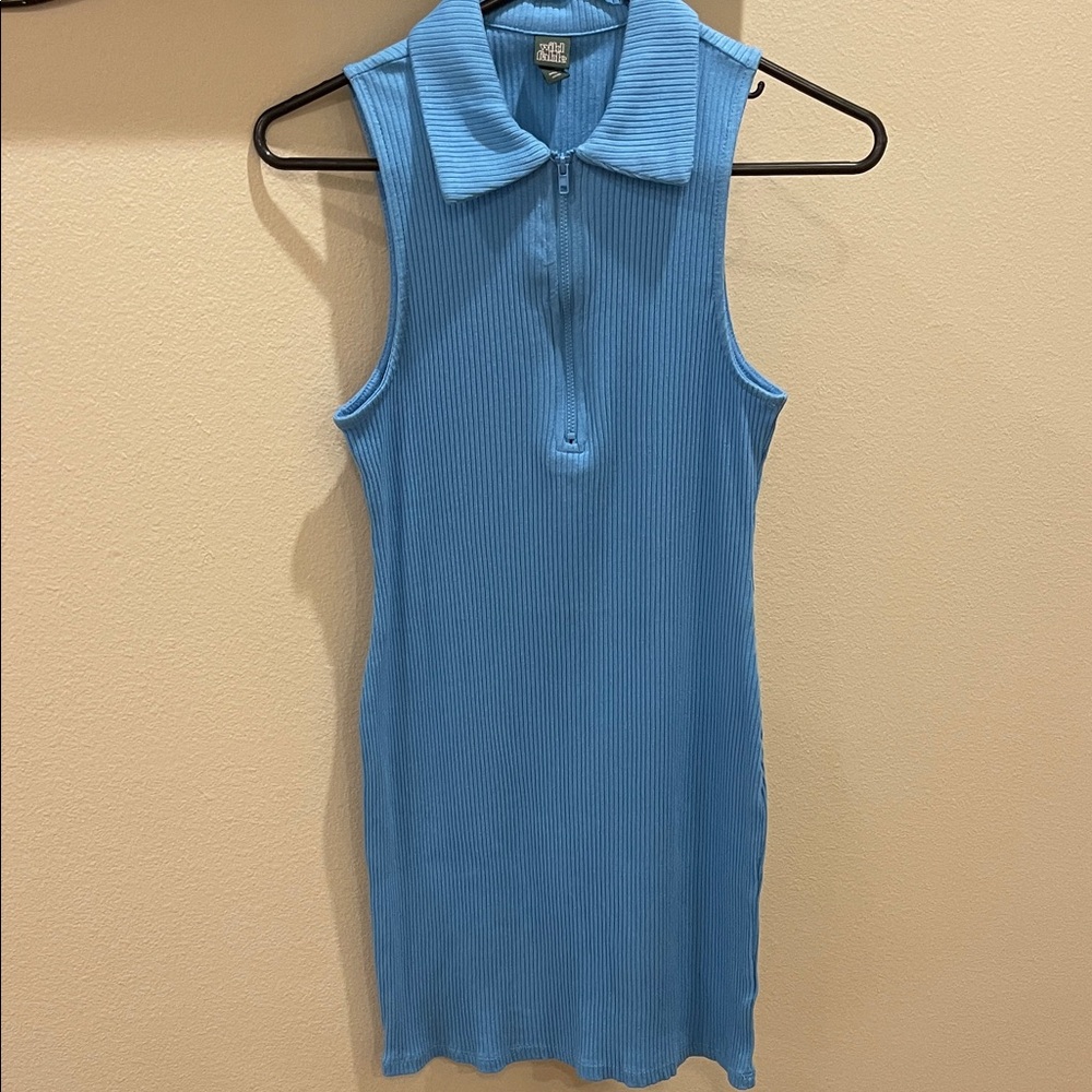 Blue Sleeveless Collared Dress